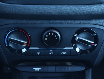 Hyundai i20 II Hatchback 5d Facelifting KAPPA 1.2 MPI 84KM 2019 Hyundai i20 1.2, Salon Polska, GAZ, VAT 23%, Klima, zdjęcie 13