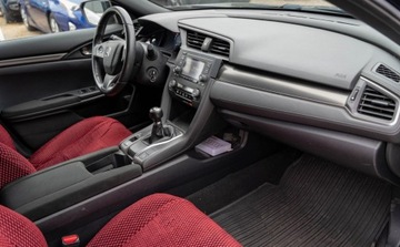 Honda Civic X Hatchback 5d 1.5 VTEC Turbo 182KM 2017 Honda Civic Honda Civic X 1.5 i-VTEC 182KM 1.5 Benzyna 182KM, zdjęcie 10