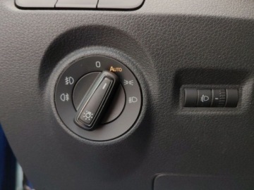 Skoda Fabia III Hatchback Facelifting 1.0 TSI 95KM 2019 Skoda Fabia 1.0TSI 95KM Ambition SalonPL SerwisASO Kessy Kamera Zima Smart, zdjęcie 17