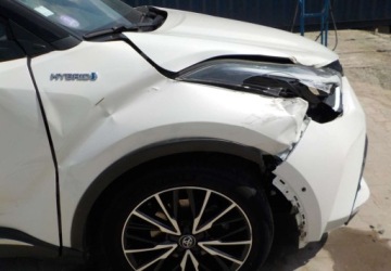 Toyota C-HR I Crossover Facelifting 1.8 Hybrid 122KM 2020 Toyota C-HR Okazja 1.8 Hybryda 122KM, zdjęcie 19