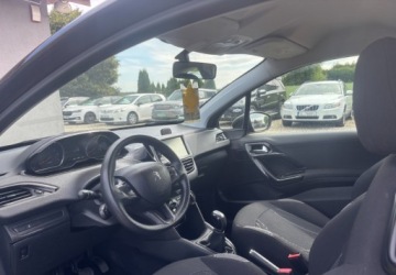 Peugeot 208 I Hatchback 3d 1.2 VTI 82KM 2013 Peugeot 208 Samochod z gwarancja 1.2 Benzyna 82KM, zdjęcie 12