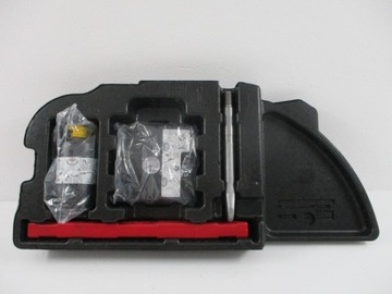 Wkład bagaznika MERCEDES GLE A1678990000