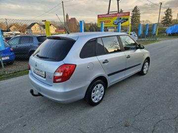 Skoda Fabia II Kombi 1.2 70KM 2009 Škoda Fabia Skoda Fabia Opłacona Zdrowa Zadbana, zdjęcie 3