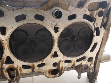 HLAVA HONDA CIVIC 6 1,4 16V