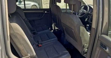 Volkswagen Touran II 1.6 TDI 105KM 2011 Volkswagen Touran 1.6 TDI 110KM Alufelgi Klimatronic 1.6 Diesel 105KM, zdjęcie 11