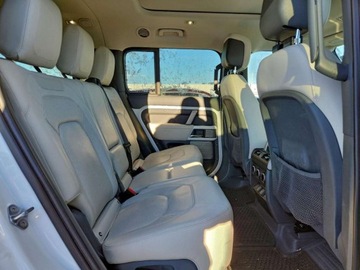 Land Rover Defender IV (L663) 2023 Land Rover Defender 130 First Edition 2023 3.0 Benzyna 395KM, zdjęcie 11