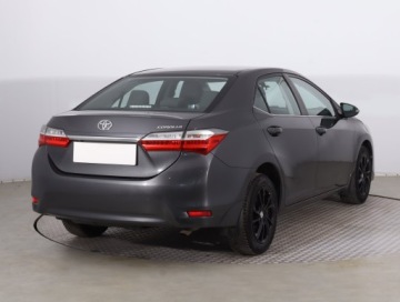 Toyota Corolla XI Sedan Facelifting 1,6 Valvematic 132KM 2017 Toyota Corolla 1.6 Valvematic, Salon Polska, zdjęcie 4