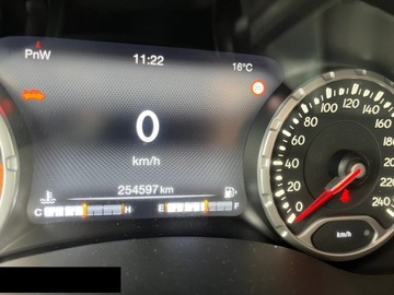 Jeep Renegade SUV 2.0 MultiJet 140KM 2018 Jeep Renegade 2.0d 140KM 4X4 2018r Faktura VAT23%, zdjęcie 17