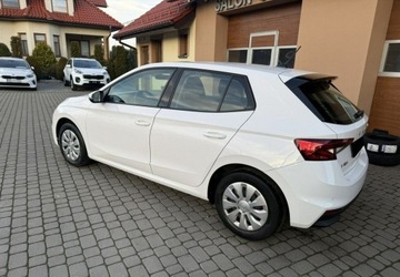 Skoda Fabia IV 2022 Skoda Fabia 1,0 65KM Klima CarPlay Ledy Vat23 Serwis Benzyna 65KM, zdjęcie 9