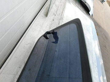 PEUGEOT 807 2.0HDI 2003R SKLO (OKNO) ZVEDANÁ LEVÝ ZADNÍ