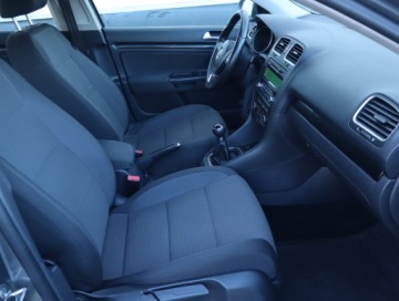 Volkswagen Golf VI Variant 1.6 TDI-CR DPF BlueMotion 105KM 2011 VW Golf 1.6 TDI, Klima, Klimatronic, Tempomat, zdjęcie 8