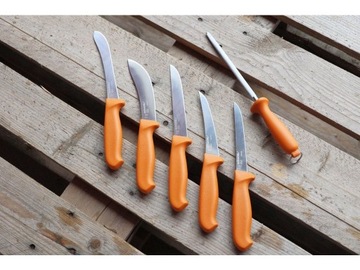 Нож Morakniv Hunting Curved Boning, оранжевый, нержавеющая сталь