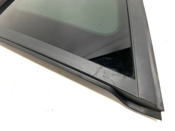 Правое заднее стекло в крыле кузова S-Max MK2