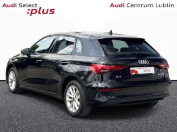 Audi A3 8Y Sportback 1.5 35 TFSI 150KM 2023 Audi A3 Sportback Kamera cofania ,Tempomat , Kluczyk komfortowy , Smartpho, zdjęcie 6