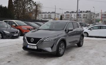 Nissan Qashqai III Crossover 1.3 DIG-T MHEV 158KM 2022 Nissan Qashqai Automat Benzyna Kamera 360 Nawigacja 1.3 Benzyna 158KM