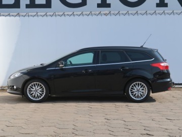 Ford Focus III Kombi Facelifting 1.0 EcoBoost 125KM 2014 Ford Focus 1.0 EcoBoost, Klima, Klimatronic, zdjęcie 2