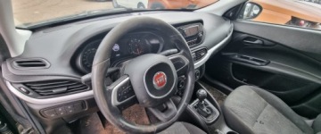 Fiat Tipo II 2019 Fiat Tipo 2019r, 1.4 LPG. Uszkodzony przod i tyl. Jezdzi. 1.4 90KM, zdjęcie 5
