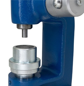 Zacisk do oblekania guzików rozmiar: 50