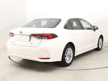 Toyota Corolla XII Sedan 1.5 VVT-i 125KM 2022 Toyota Corolla 1.5 VVT-i, Salon Polska, zdjęcie 4