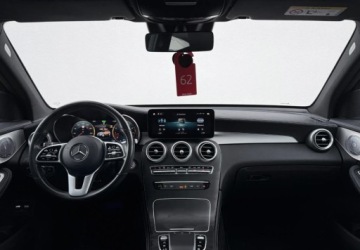 Mercedes GLC C253 2020 Mercedes-Benz GLC I wlasciciel Hak 4Matic Gwarancja Bezwypadkowy FV, zdjęcie 16