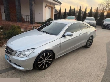 Mercedes Klasa E W212 Coupe 250 CGI BlueEFFICIENCY 204KM 2010 Mercedes E250 CGI BlueEFFICIENCY Automatik Avantgarde 204KM 2010r Zamiana!, zdjęcie 28