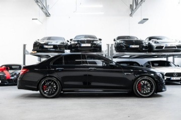 Mercedes Klasa E W213 Limuzyna AMG 4.0 AMG E63 S 612KM 2018 Mercedes E 63 AMG S. Bezwypadkowy. Japonia., zdjęcie 3