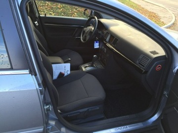 Opel Signum 2.2 DTI ECOTEC 125KM 2005 Opel Signum 2,2 DTI SUPER STAN KLIMATRONIC !!!, zdjęcie 6