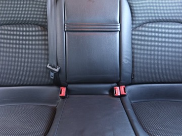 Citroen C5 III Tourer 2.0 BlueHDi 180KM 2016 Citroen C5 2.0 BlueHDI, 178 KM, Automat, Skóra, zdjęcie 9