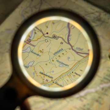 УЛУПА 10x С ПОДСВЕТКОЙ 18 LED