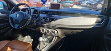 Alfa Romeo Giulietta Nuova II Hatchback 5d 1.6 JTD 16v 105KM 2011 Alfa Romeo Giulietta Jeden Właściciel, zdjęcie 31