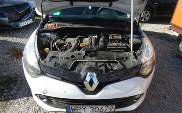 Renault Clio IV Hatchback 5d ENERGY dCi 90KM 2015 Renault Clio 2015r, 1.5DCI, Uszkodzony tyl i delikatnie przod. Jezdzi, zdjęcie 4