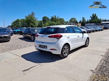 Hyundai i20 II 2016 Hyundai i20 1,2 benz klima elektryka wspomaganie 5 drzwi oplacony 1.2 75KM, zdjęcie 5