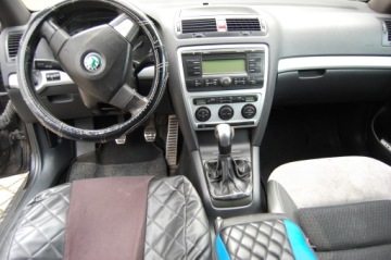 Skoda Octavia II Kombi 2.0 TDI CR DPF 170KM 2007 Skoda Octavia VRS 2.0TDI 170PS Alu Klimatronic Grzane Fotele Po Servisie, zdjęcie 5