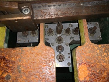 Многошпиндельный сверлильный станок Gandomat