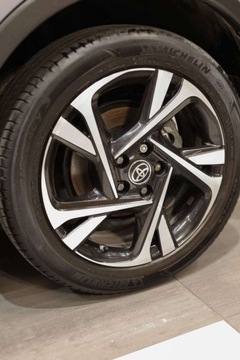 Toyota C-HR I Crossover Facelifting 1.8 Hybrid 122KM 2022 Toyota C-HR 1.8 Hybrid Style 1.8 Hybryda 122KM, zdjęcie 38