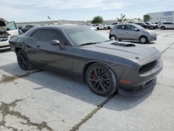 Dodge Challenger III 2019 Dodge Challenger Rt scat pack 6.4 Benzyna 485KM, zdjęcie 5