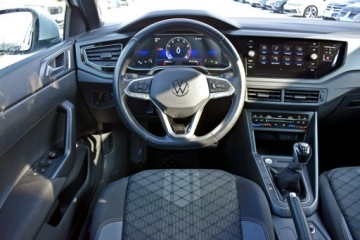 Volkswagen Taigo 1.0 TSI 110KM 2022 Volkswagen Taigo Bezwypadkowy / Salon Polska /, zdjęcie 12