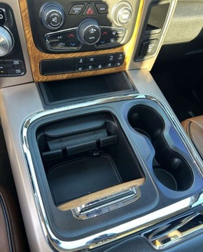 Dodge Ram IV 5.7 V8 390KM 2017 Dodge RAM Dodge RAM 5.7 Benzyna 390KM, zdjęcie 17