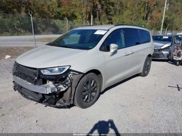 Chrysler Pacifica II 2021 Chrysler Pacifica Touring L 2021 3.6l 3.6 Benzyna 287KM, zdjęcie 1