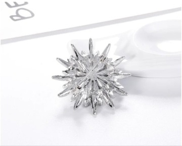 Broszka - koreański kwiat kryształ niebieski z perła - wersja srebrna