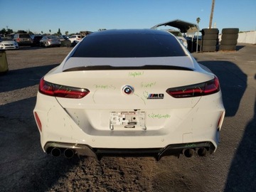 BMW 2022 BMW M8 2022 4.4l 4.4 Benzyna 617KM, zdjęcie 2