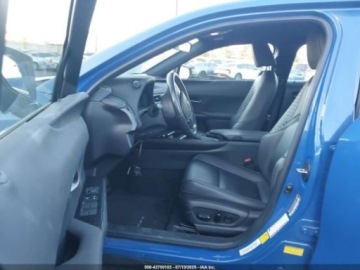 Lexus UX 2022 Lexus UX Ux 200 2.0 Benzyna 169KM, zdjęcie 9
