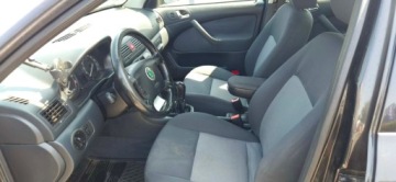 Skoda Octavia I Kombi 2.0 115KM 2002 Skoda Octavia Ozarow Mazowiecki 2.0 benzyna 2002 rok KOMIS TYSIAK, zdjęcie 5