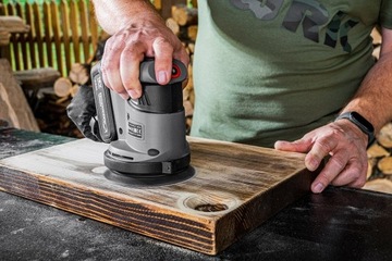 ЭКСЦЕНТРИЧЕСКАЯ ШЛИФОВАЛЬНАЯ МАШИНА С ГРАФИТОМ 125мм 18В без аккумулятора 58G014