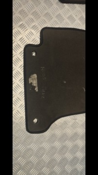 MERCEDES W205 ПЕРЕДНИЕ НАПОЛЬНЫЕ КОВРИКИ ЛЕВЫЙ ПРАВЫЙ AMG