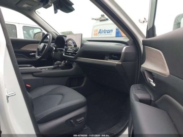 Toyota 2025 Toyota Grand Highlander 2025r., 4x4, 2.5L 2.5 Hybryda 186KM, zdjęcie 8