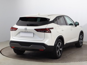 Nissan Qashqai III Crossover 1.3 DIG-T MHEV 158KM 2022 Nissan Qashqai 1.3 DIG-T MHEV, Salon Polska, zdjęcie 4