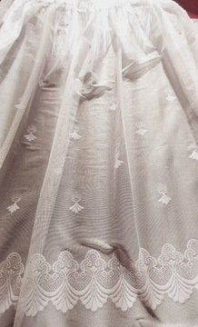 Firanka na taśmie szer 450cm Dl 170cm