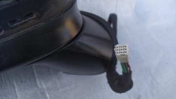 Рамка правого зеркала 9Pin Mazda 3 BM Lift 16-