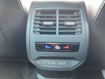 Cupra Leon II Sportstourer Facelifting 2.0 TSI 333KM 2025 Cupra Leon Sportstourer VZ 2.0 TSI 333 KM 4Drive D, zdjęcie 28